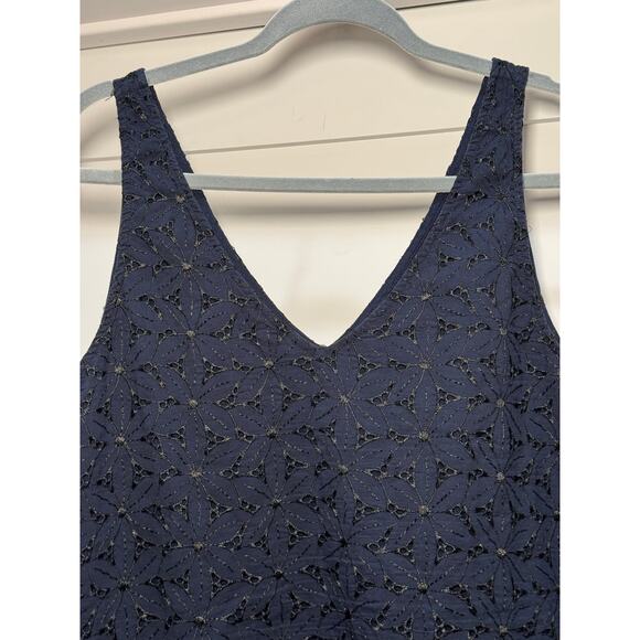 A New Day Navy Blue Lined with Contrasting Black Eyelet Tank Top Size XL - Picture 10 of 13